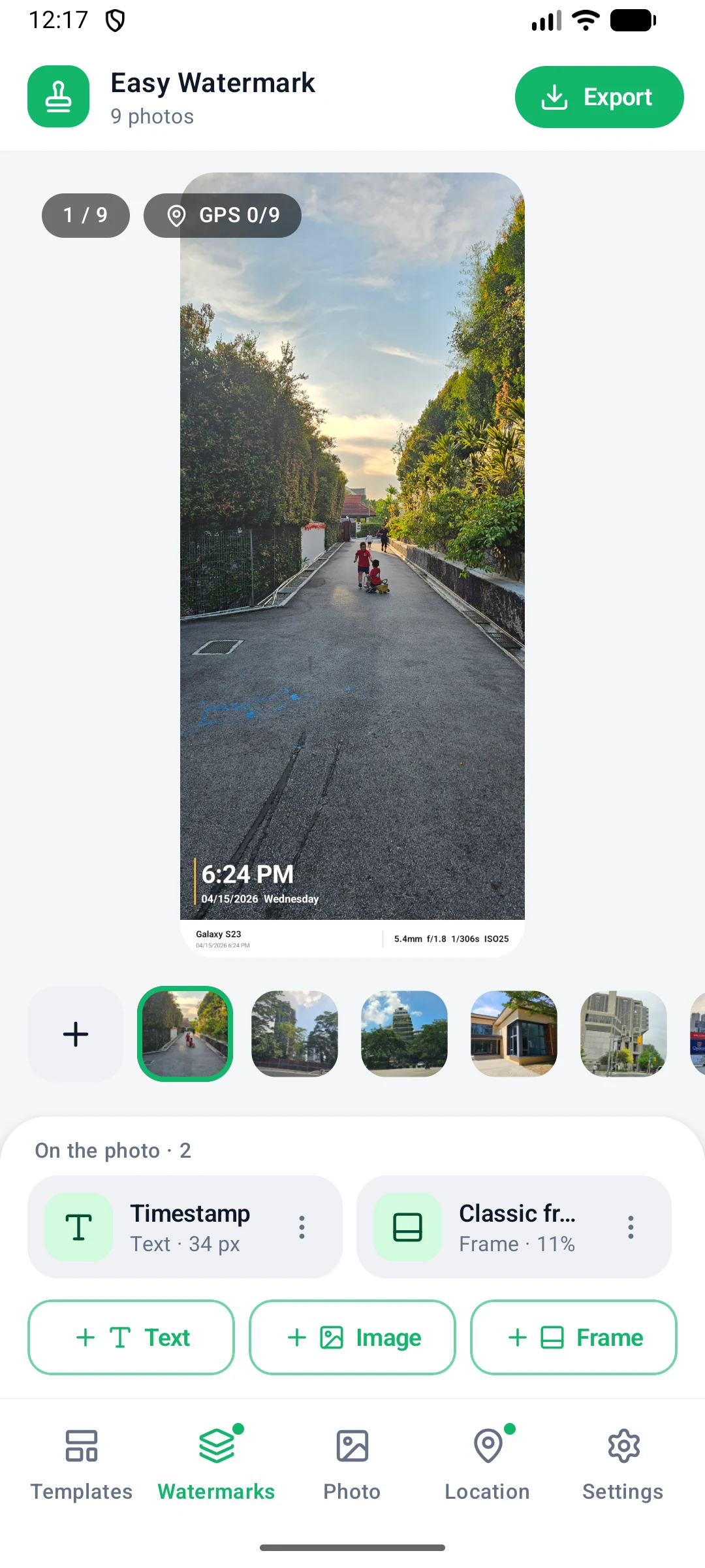 Photo preview with a Classic info frame under it